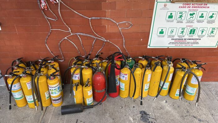 Recarga y mantenimiento de extintores para conjuntos y empresas en Cali